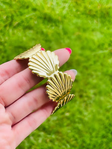 SS Chunky Shell Bangle