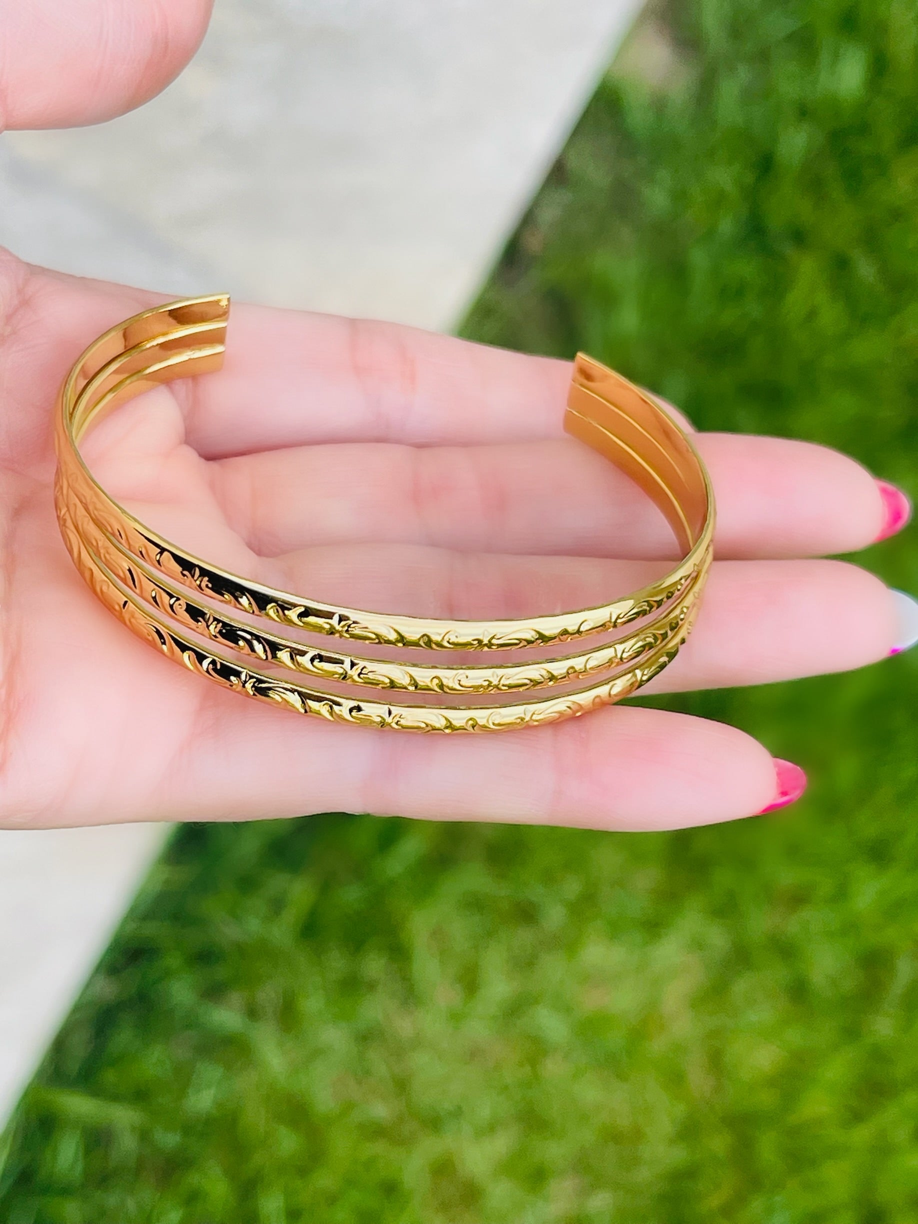 SS Textured Bangle