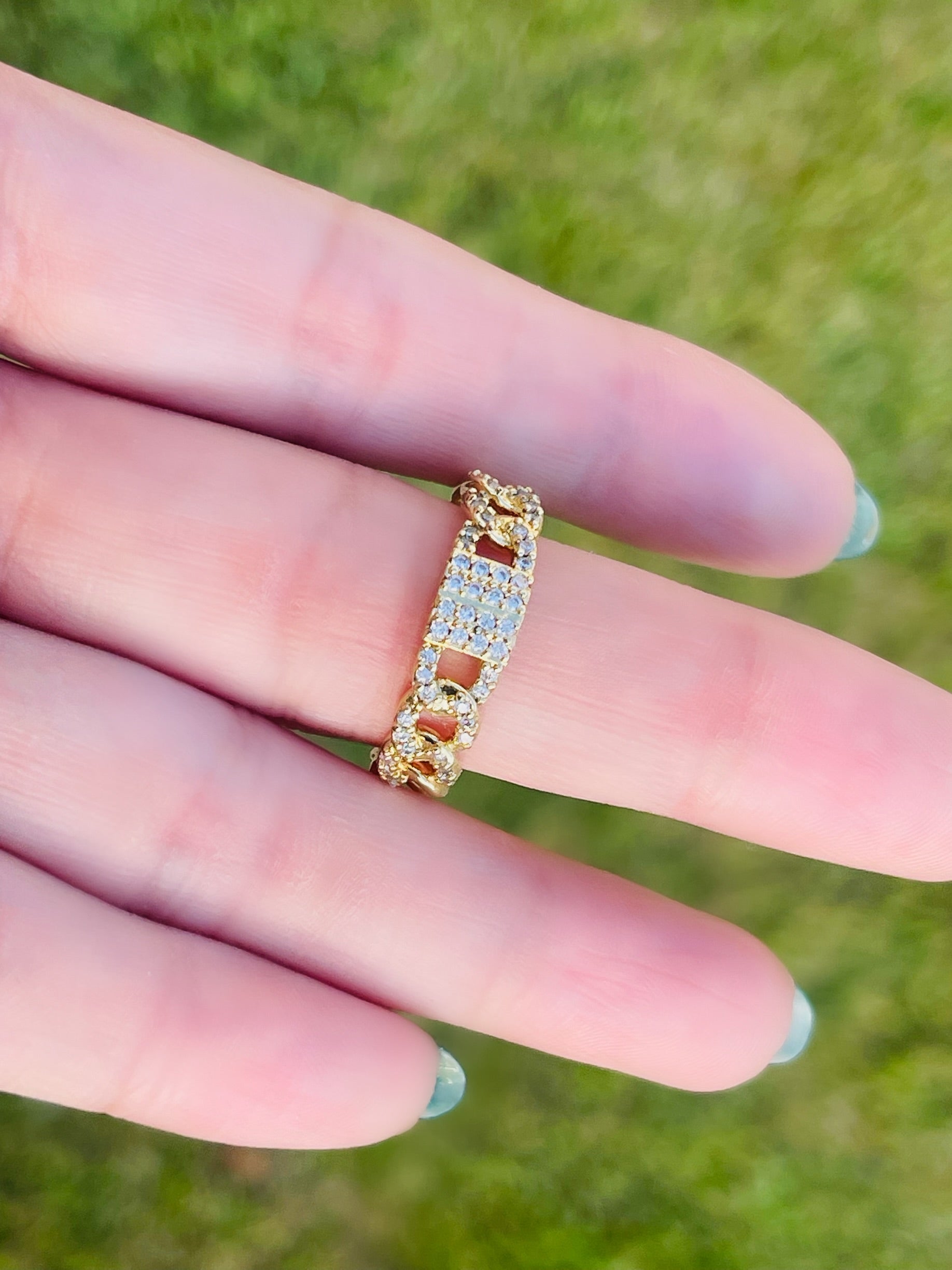 Bright Curb Ring