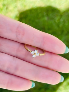 Bright Clover Ring