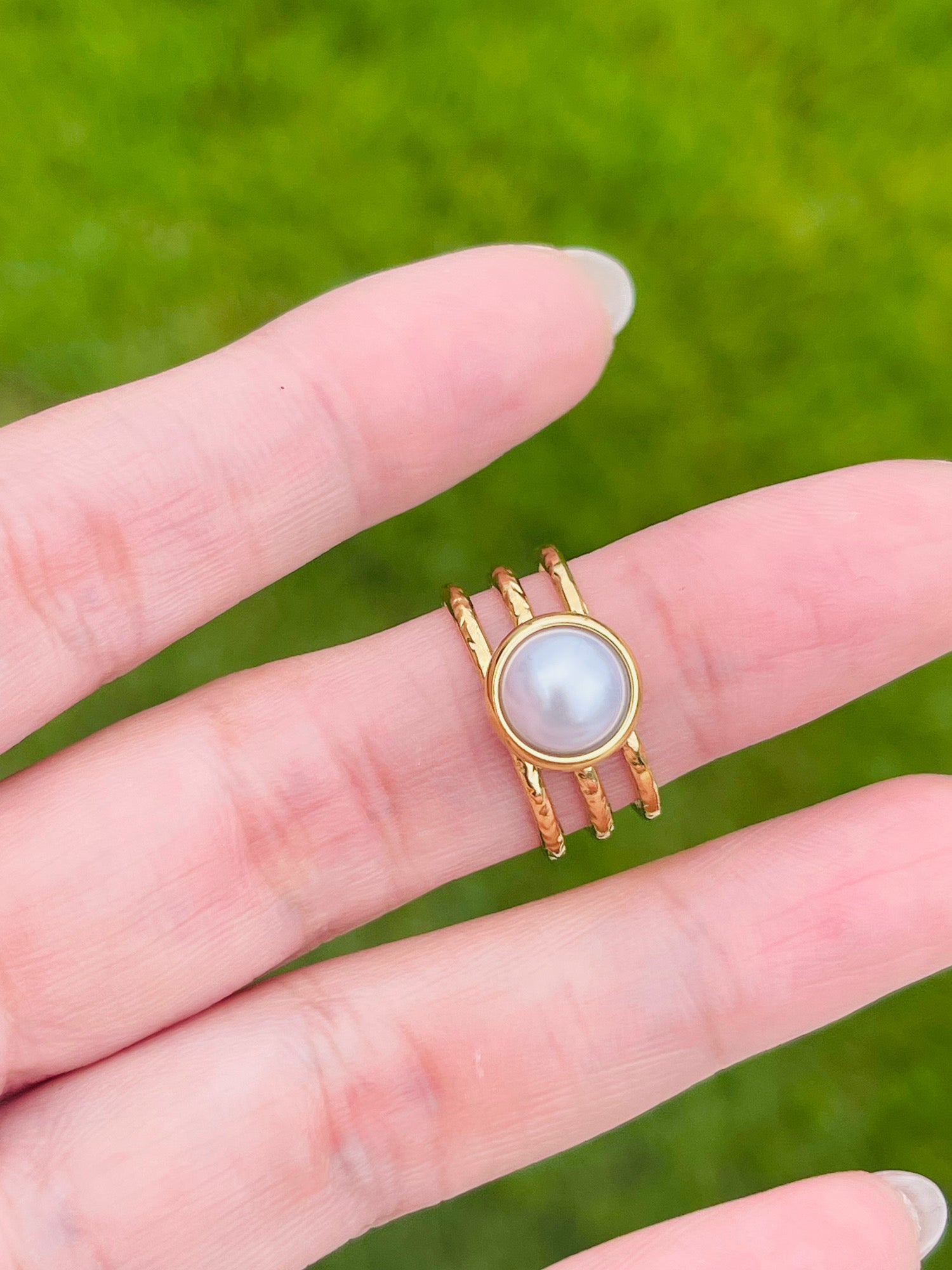 Pearl • Triple Band Ring