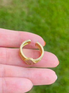 Clover Ring