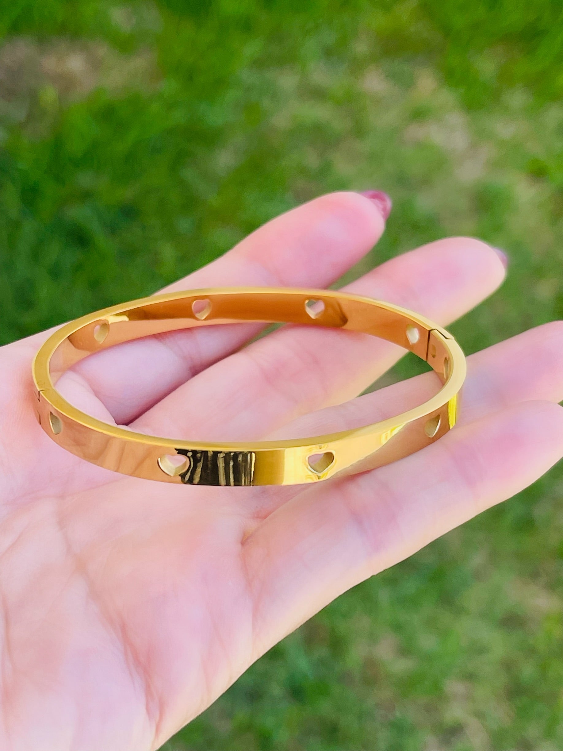 SS Heart Bangle