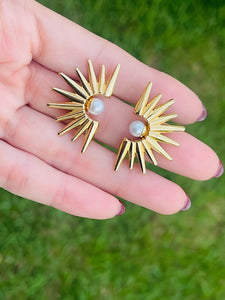 SS Pearl Sun Earring