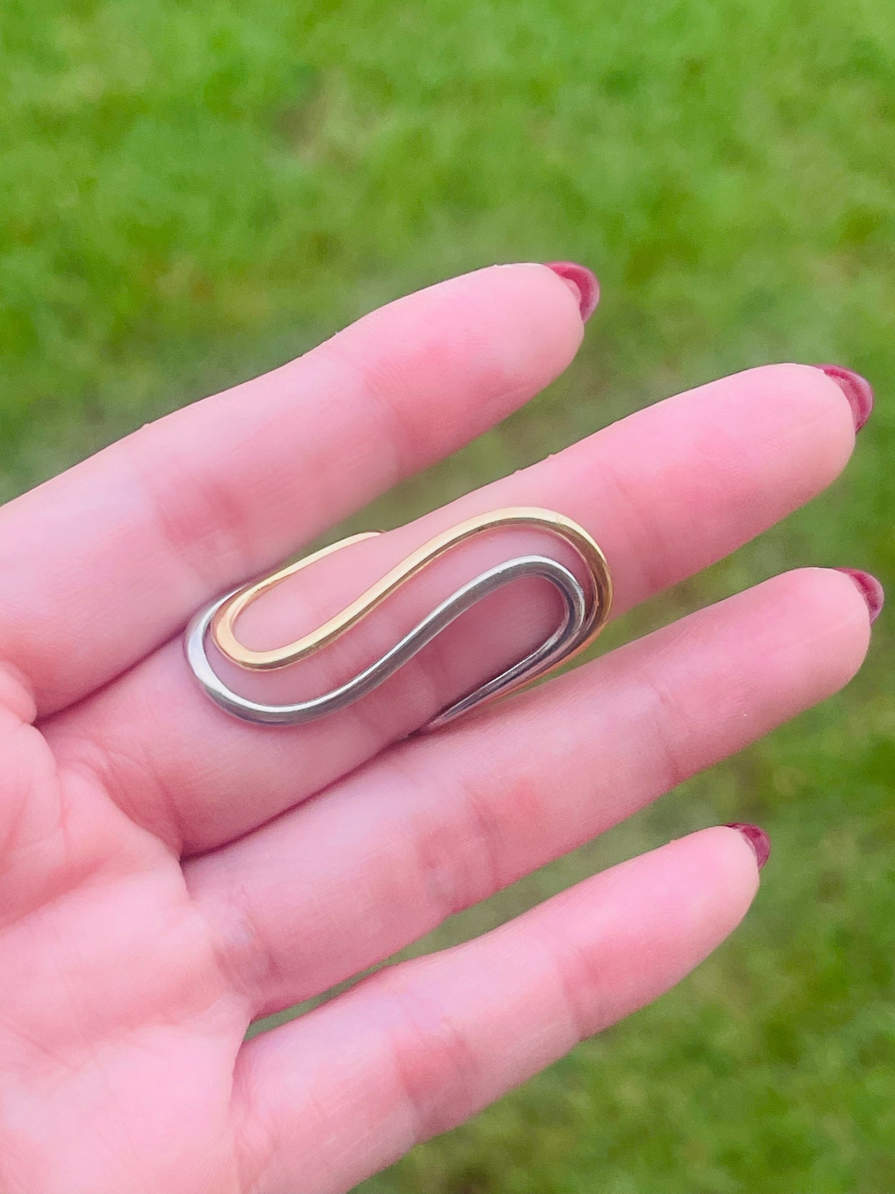 SS Two Tone Wave Ring