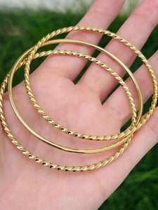 Twist Bangle Set • Medium