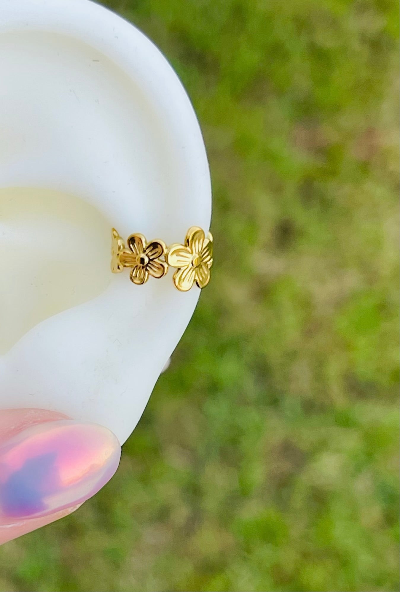 SS Flower Ear Cuff
