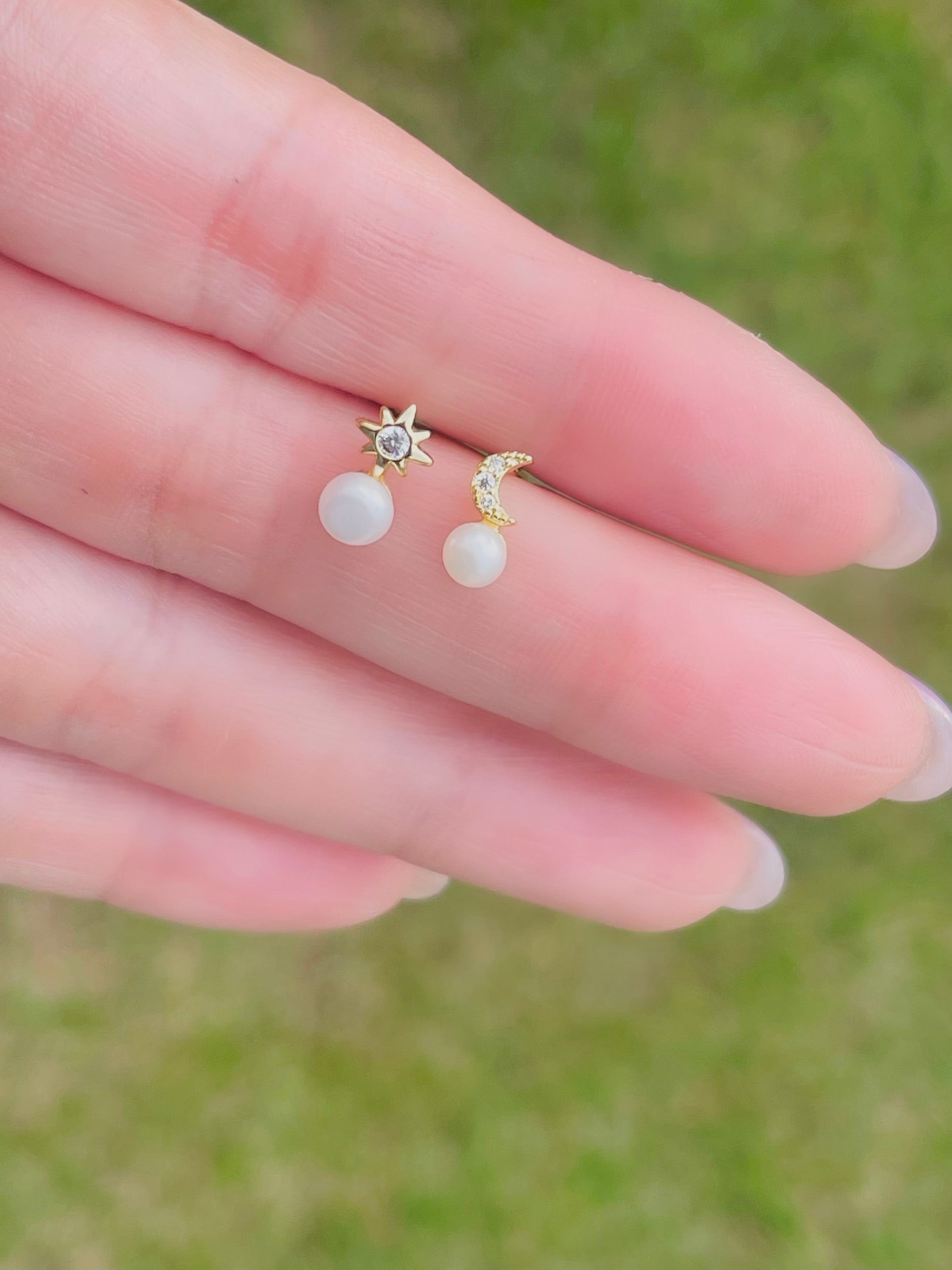 Pearl Asymmetrical Earring
